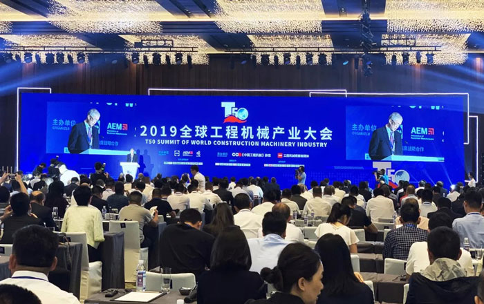 双喜临门！开云手机站官方版网站登录入口-开云(中国)
囊括两项工程机械行业大奖